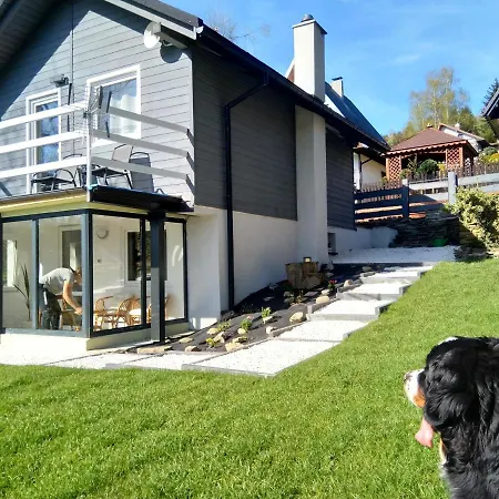 Nina Hébergement de vacances Brenna