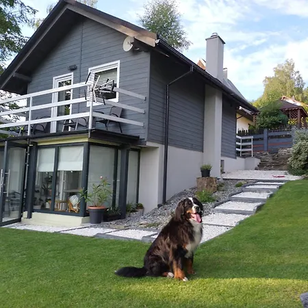 Nina Hébergement de vacances Brenna