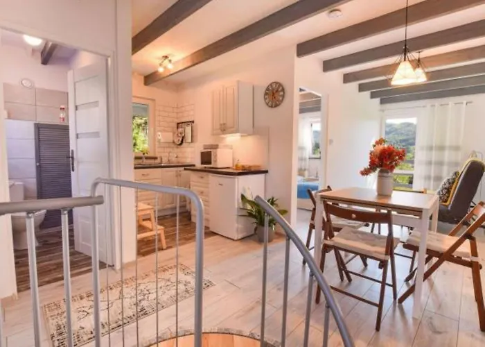 Nina Prázdninový dům